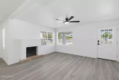 Living - 2241 W Morten Ave, Phoenix, AZ 85021 photo 3 of 8