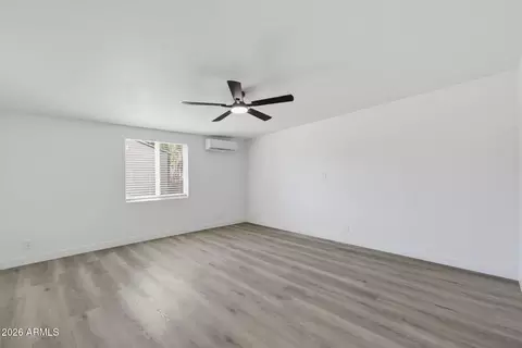 Living - 2241 W Morten Ave, Phoenix, AZ 85021 photo 8 of 8