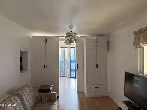 1147 S Sioux Dr, Apache Junction, AZ 85119 photo 2