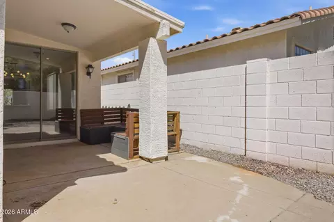 Exterior - 1049 E Susan Ln, Tempe, AZ 85288 photo 2 of 3