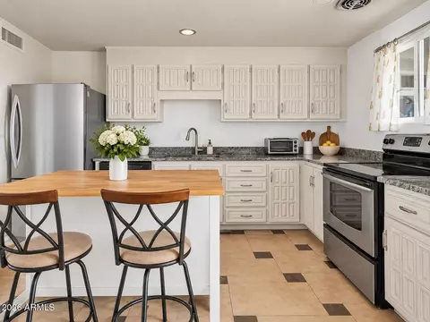 Kitchen - 3457 Evans Dr, Phoenix, AZ 85032 photo 2 of 2