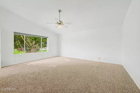 Living - 16840 S 36th Pl, Phoenix, AZ 85048 photo 6 of 9