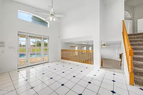 Living - 16840 S 36th Pl, Phoenix, AZ 85048 photo 5 of 8