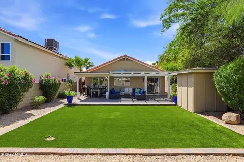 Exterior - 3220 E Sierra St, Phoenix, AZ 85028 photo 2 of 2