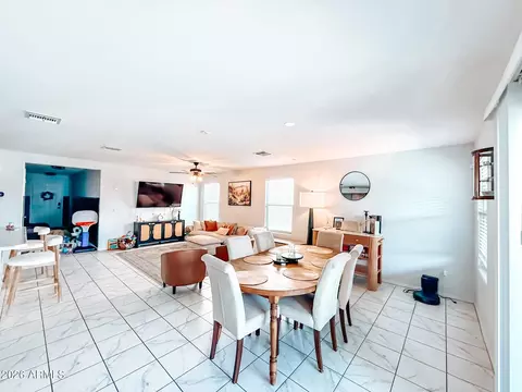 Dining - 2955 E Farmdale Ave, Mesa, AZ 85204 photo 1 of 1