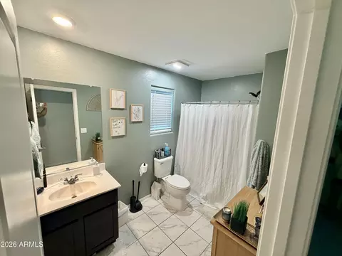 Bath - 2955 E Farmdale Ave, Mesa, AZ 85204 photo 3 of 3