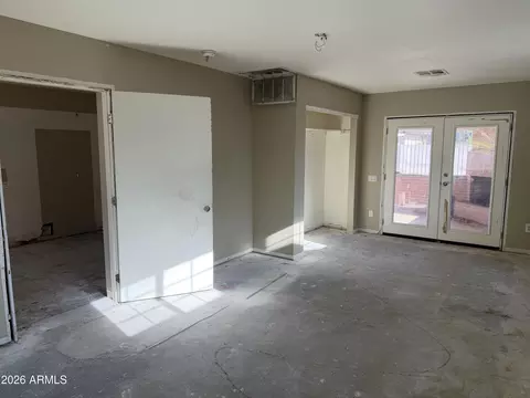 Living - 1002 E Vermont Ave, Phoenix, AZ 85014 photo 6 of 6