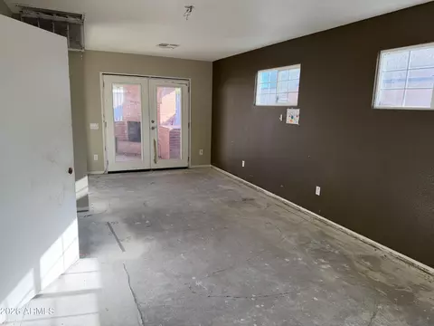 Living - 1002 E Vermont Ave, Phoenix, AZ 85014 photo 5 of 6