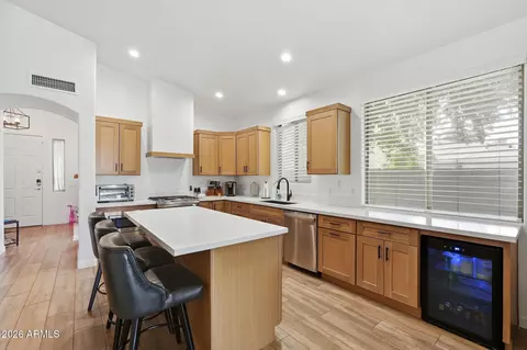 Kitchen - 2420 E Darrel Rd, Phoenix, AZ 85042 photo 1 of 6