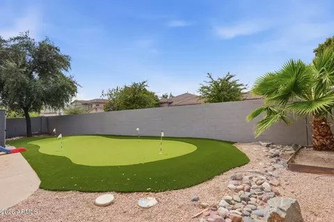 Exterior - 2420 E Darrel Rd, Phoenix, AZ 85042 photo 5 of 8