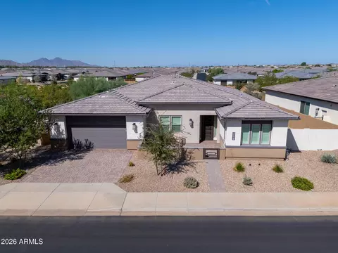 39318 N Trajen Pl, San Tan Valley, AZ 85140