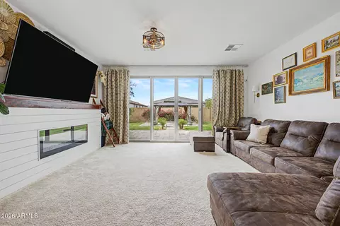 Living - 976 W Sullivan Ave, Coolidge, AZ 85128 photo 1 of 3