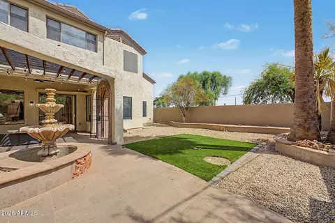 Exterior - 2707 W Lamar Rd, Phoenix, AZ 85017 photo 7 of 8