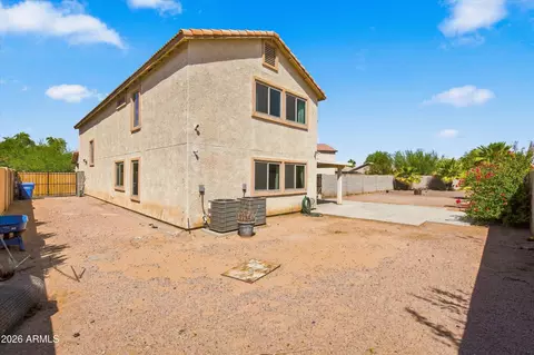 Exterior - 3201 S 63rd Ln, Phoenix, AZ 85043 photo 2 of 5