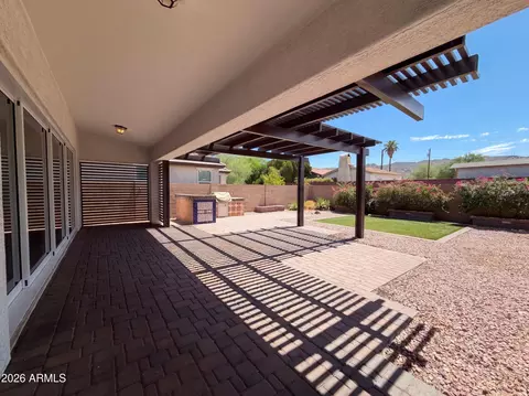 Exterior - 841 E Gary Ln, Phoenix, AZ 85042 photo 5 of 8