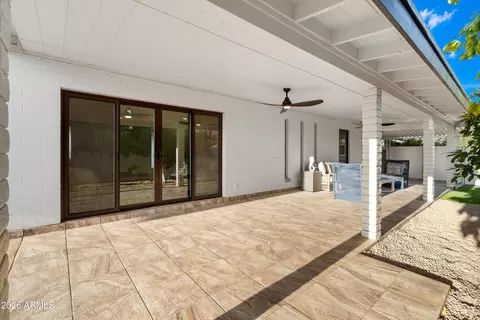 Exterior - 709 E Royal Palm Rd, Phoenix, AZ 85020 photo 8 of 12