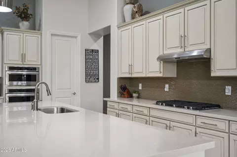 Kitchen - 3785 E Strawberry Dr, Gilbert, AZ 85298 photo 3 of 4