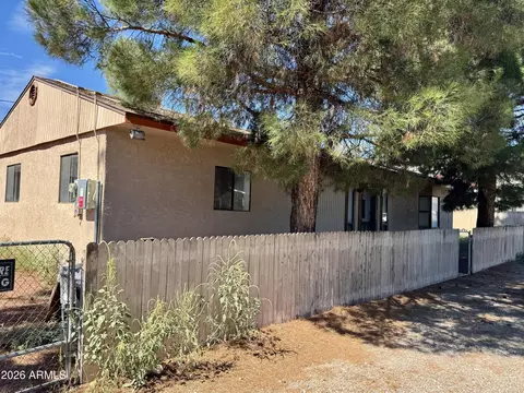 560 Siesta St, Clarkdale, AZ 86324