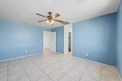 Bedroom - 634 E Dekalb Ln, Phoenix, AZ 85040 photo 2 of 6