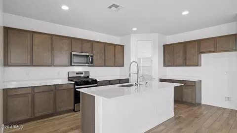 Entry Way - 2611 W Solstice Ave, Apache Junction, AZ 85120 photo 3 of 4