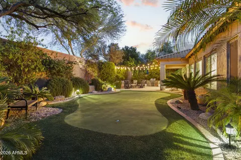 Exterior - 3948 E Parkside Ln, Phoenix, AZ 85050 photo 10 of 13