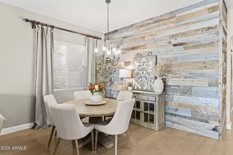 Dining - 3948 E Parkside Ln, Phoenix, AZ 85050 photo 1 of 6