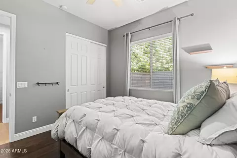 Bedroom - 3948 E Parkside Ln, Phoenix, AZ 85050 photo 4 of 6