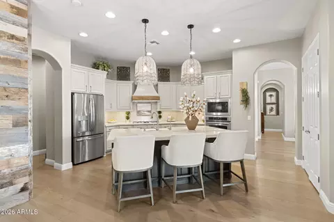 Kitchen - 3948 E Parkside Ln, Phoenix, AZ 85050 photo 2 of 5