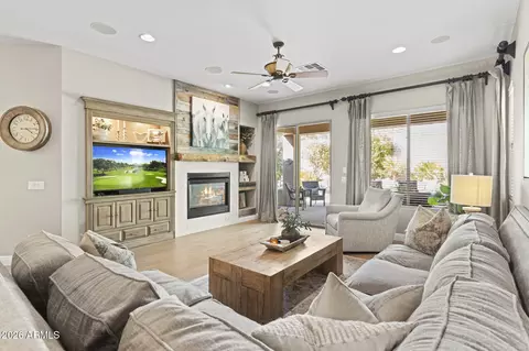Living - 3948 E Parkside Ln, Phoenix, AZ 85050 photo 1 of 5