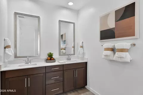 Bath - 2313 E Castanets Dr, Gilbert, AZ 85298 photo 2 of 4