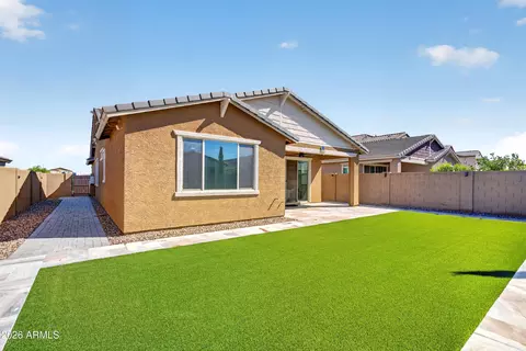 Exterior - 2313 E Castanets Dr, Gilbert, AZ 85298 photo 2 of 5