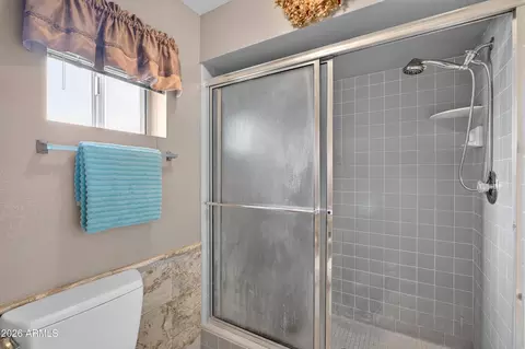 Bath - 8040 E Meseto Ave, Mesa, AZ 85209 photo 3 of 5