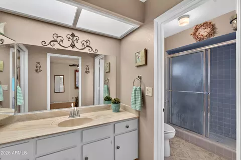 Bath - 8040 E Meseto Ave, Mesa, AZ 85209 photo 2 of 5