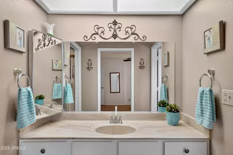 Bath - 8040 E Meseto Ave, Mesa, AZ 85209 photo 1 of 5