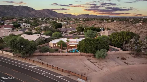 View/Area - 3631 E Coconino Ct, Phoenix, AZ 85044 photo 10 of 12