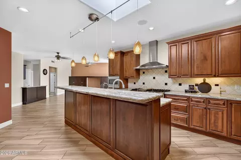 Kitchen - 3631 E Coconino Ct, Phoenix, AZ 85044 photo 2 of 11