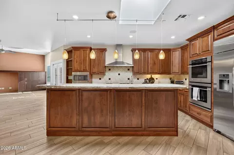Kitchen - 3631 E Coconino Ct, Phoenix, AZ 85044 photo 1 of 11