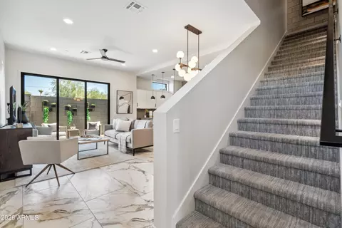 Entry Way - 377 E Windsor Ave #21, Phoenix, AZ 85004 photo 1 of 1