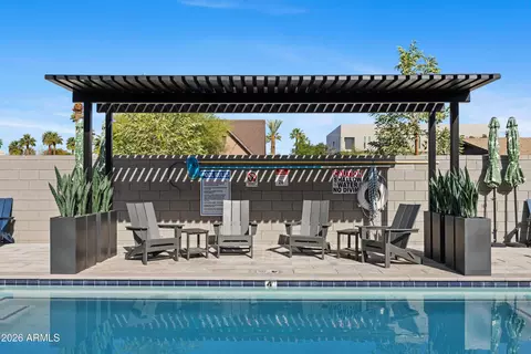 Exterior - 377 E Windsor Ave #21, Phoenix, AZ 85004 photo 5 of 5