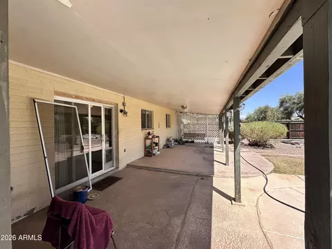 Exterior - 3421 E Paradise Dr, Phoenix, AZ 85028 photo 4 of 7