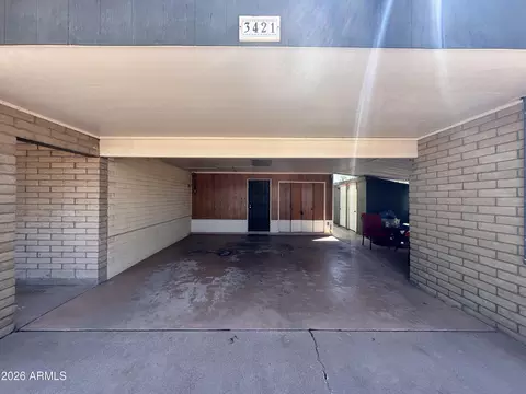 Exterior - 3421 E Paradise Dr, Phoenix, AZ 85028 photo 6 of 7