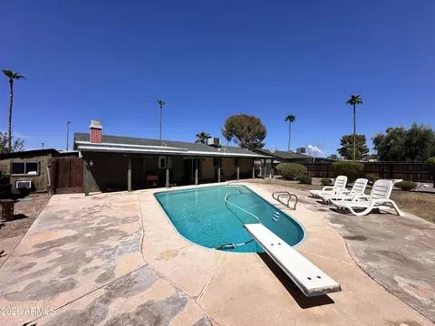Exterior - 3421 E Paradise Dr, Phoenix, AZ 85028 photo 1 of 7