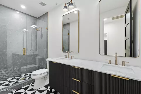 Bath - 2974 E Camellia Dr, Gilbert, AZ 85296 photo 7 of 10