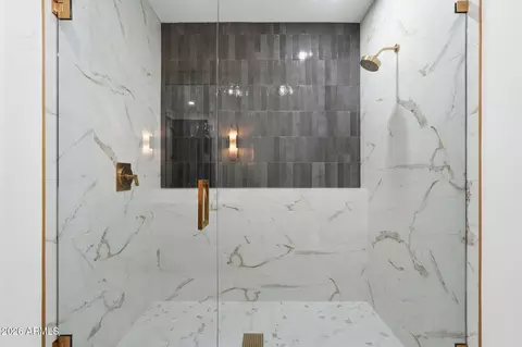 Bath - 2974 E Camellia Dr, Gilbert, AZ 85296 photo 9 of 10