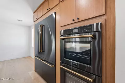 Kitchen - 2974 E Camellia Dr, Gilbert, AZ 85296 photo 3 of 7