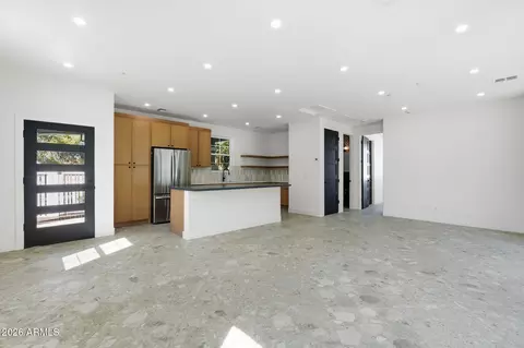 Living - 2974 E Camellia Dr, Gilbert, AZ 85296 photo 10 of 10