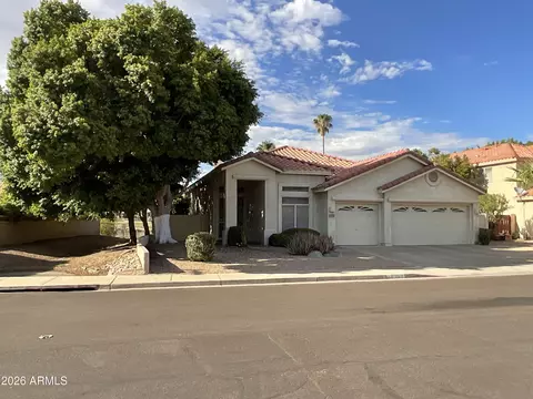 6062 W Abraham Ln, Glendale, AZ 85308