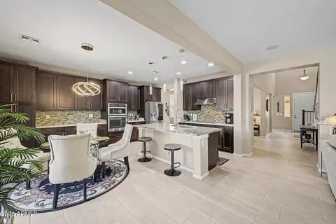 Entry Way - 2812 E Pearl St, Mesa, AZ 85213 photo 1 of 3