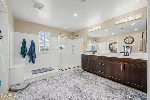 Bath - 2812 E Pearl St, Mesa, AZ 85213 photo 2 of 3