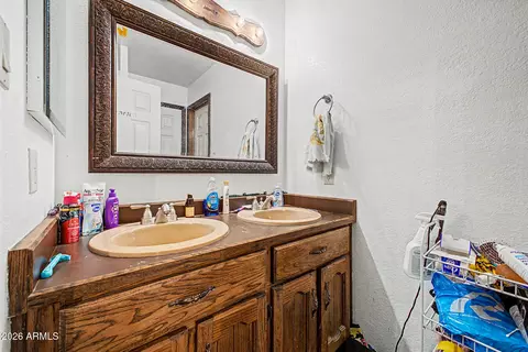Bath - 1717 E Garnet Ave, Mesa, AZ 85204 photo 5 of 5